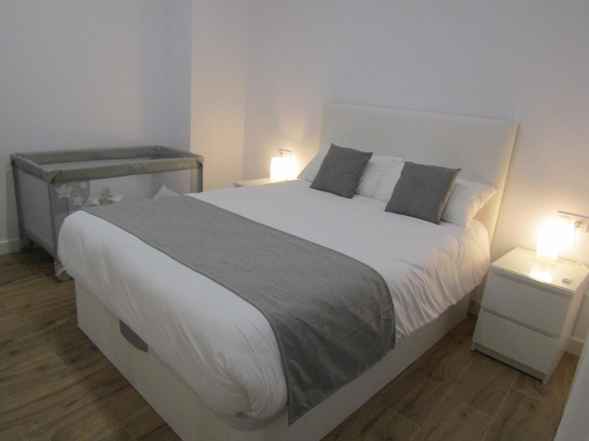 Apartamentos Santa Maria 15 เฮเรซ เด ลาฟรอนเตรา ภายนอก รูปภาพ