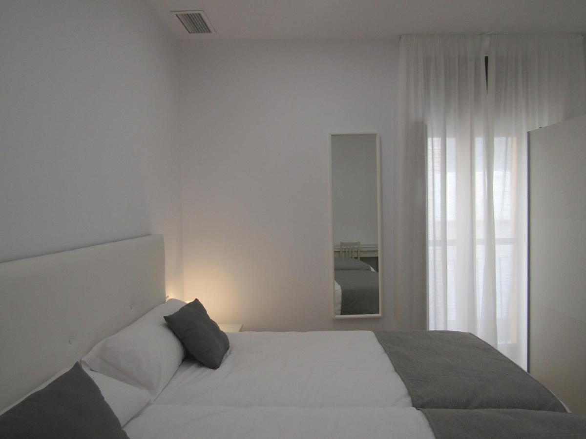 Apartamentos Santa Maria 15 เฮเรซ เด ลาฟรอนเตรา ภายนอก รูปภาพ